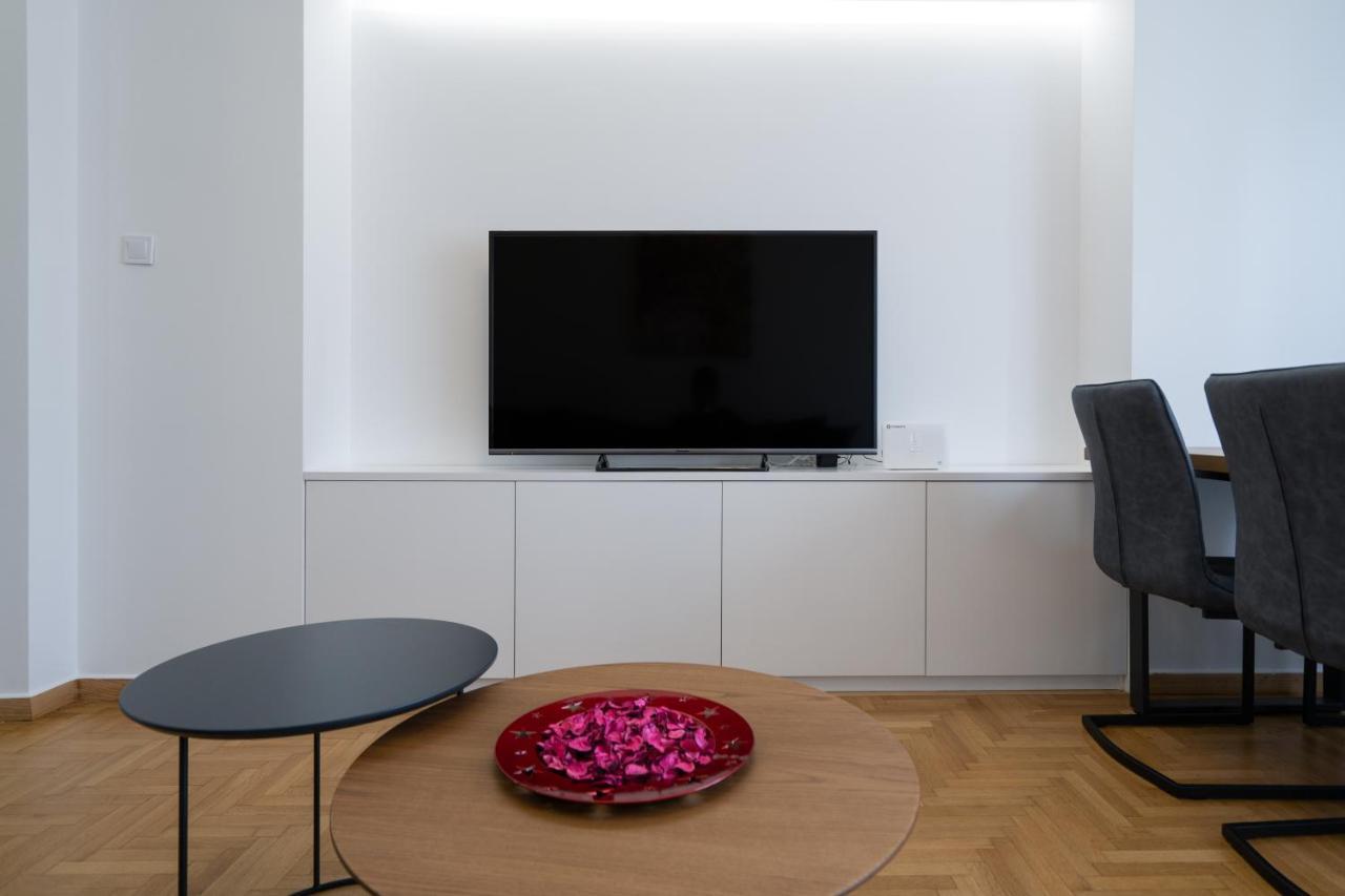 The Spiritual Athens Apartment Bagian luar foto